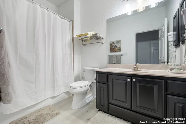 20 Tapatio Dr E Unit 203 Boerne, TX 78006