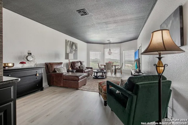 20 Tapatio Dr E Unit 203 Boerne, TX 78006