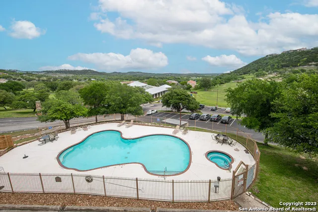 20 Tapatio Dr E Unit 203 Boerne, TX 78006