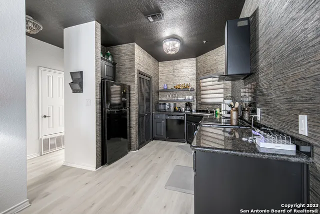 20 Tapatio Dr E Unit 203 Boerne, TX 78006