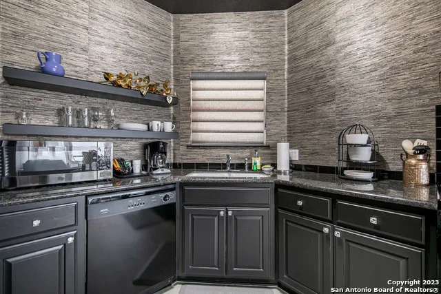 20 Tapatio Dr E Unit 203 Boerne, TX 78006