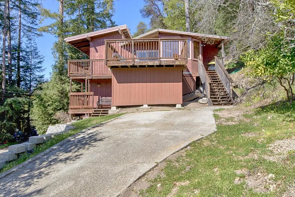 11120 Lake Boulevard Felton, CA 95018