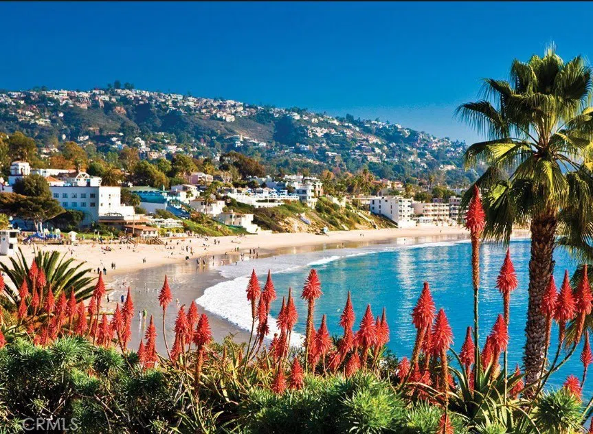 1594 Via Capri #1 Laguna Beach, CA 92651
