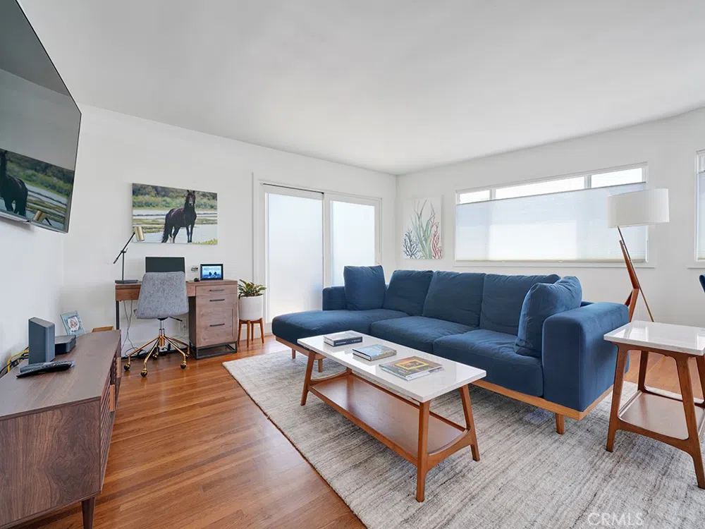 1594 Via Capri #1 Laguna Beach, CA 92651