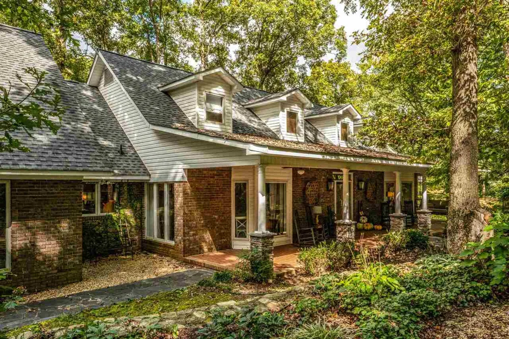 183 Madden RD Bowdon, GA 30108