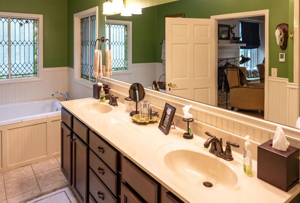 183 Madden RD Bowdon, GA 30108