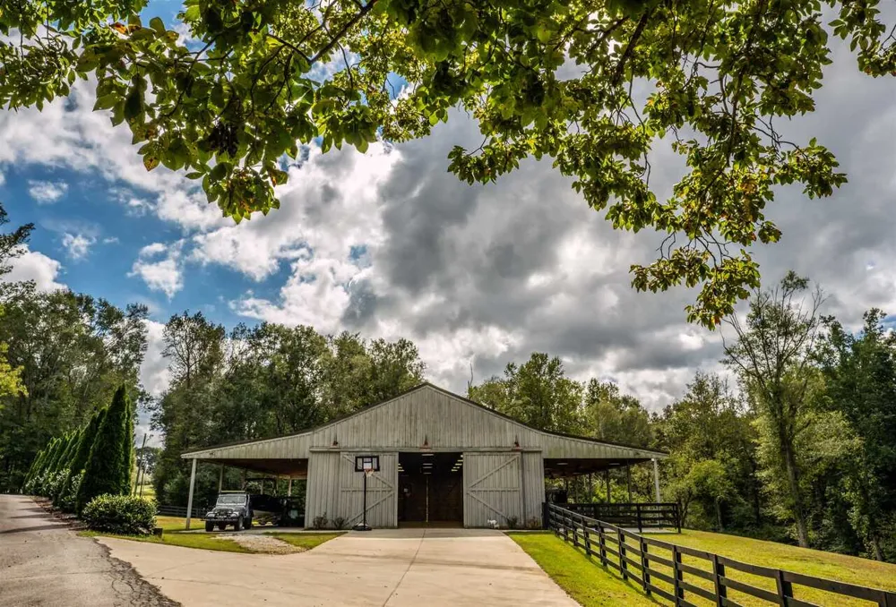 183 Madden RD Bowdon, GA 30108