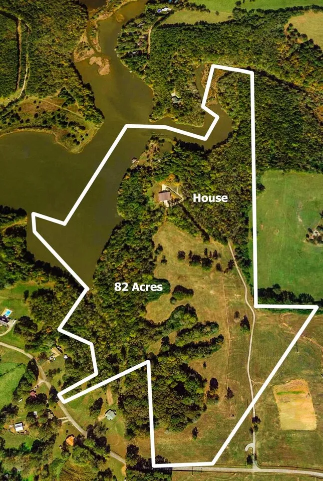 183 Madden RD Bowdon, GA 30108
