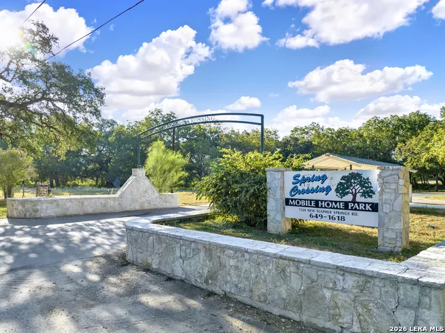 7320 New Sulphur Springs Rd San Antonio, TX 78263