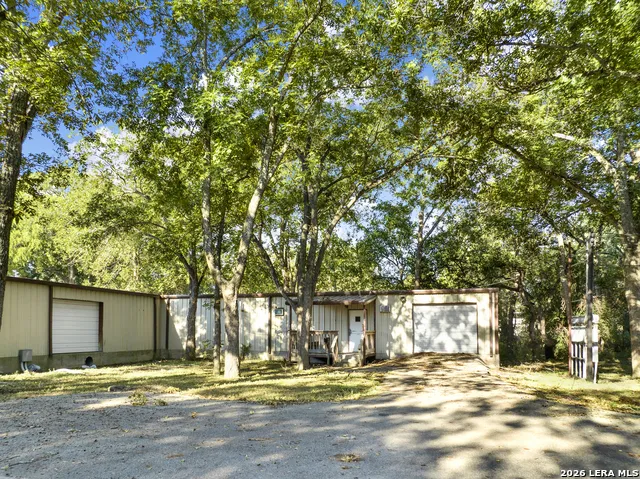 7320 New Sulphur Springs Rd San Antonio, TX 78263