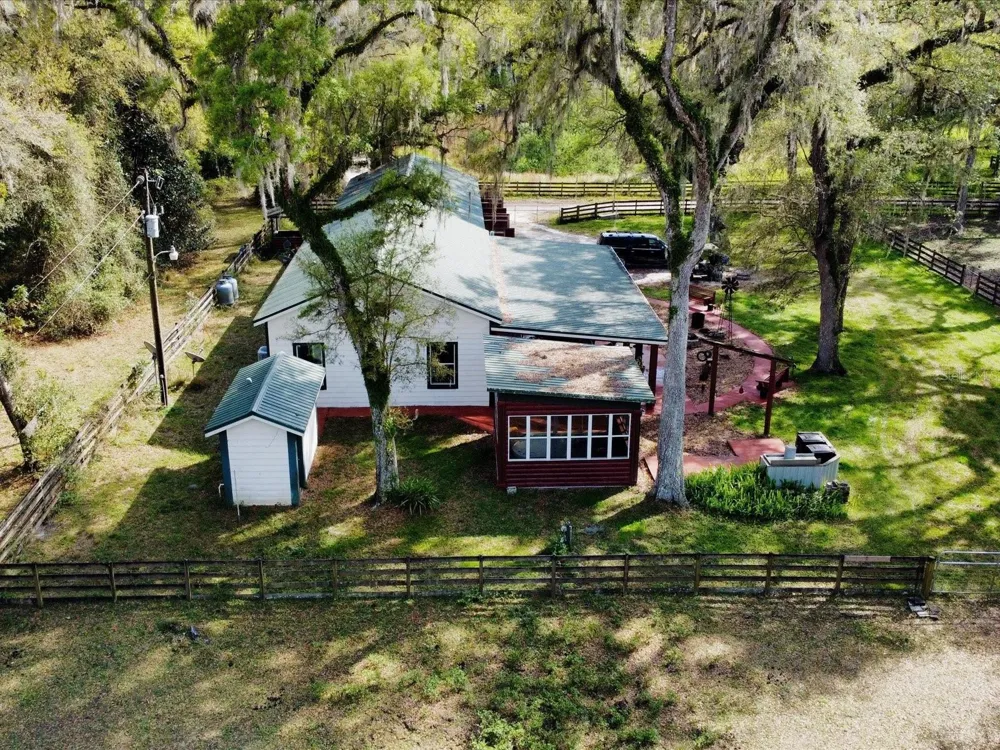10820 SW 31ST WAY Webster, FL 33597