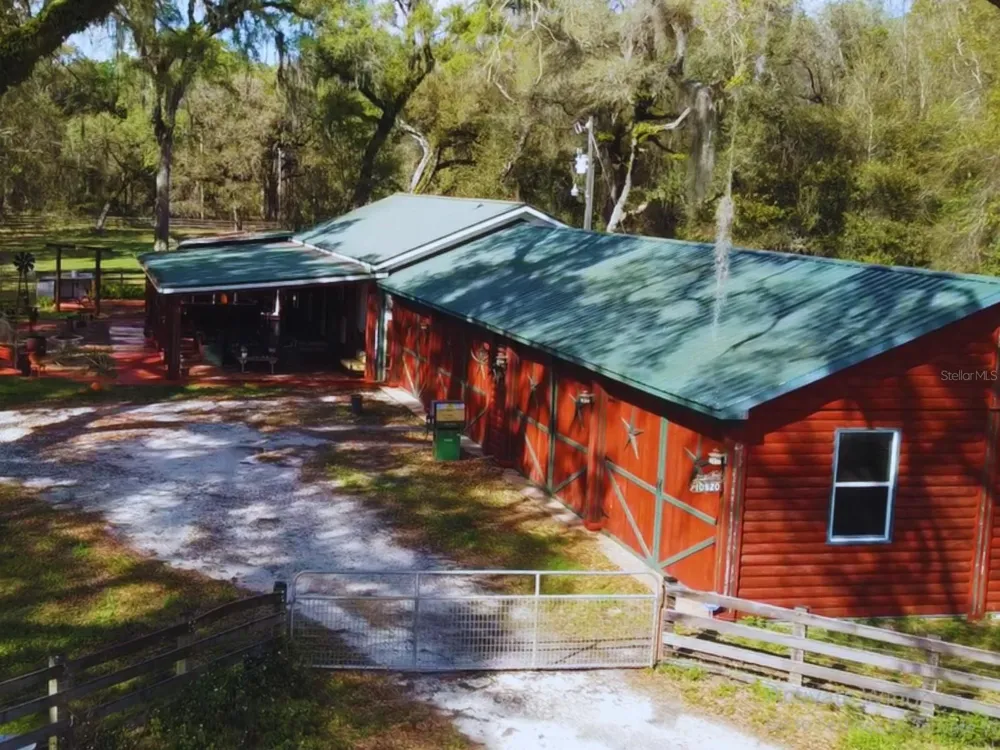 10820 SW 31ST WAY Webster, FL 33597