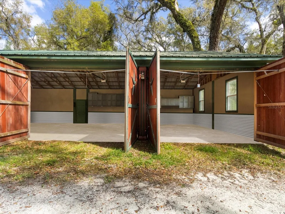 10820 SW 31ST WAY Webster, FL 33597