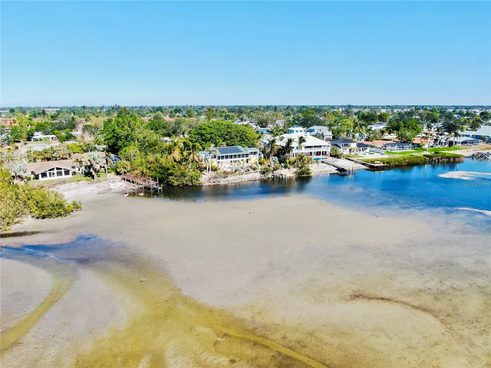 6649 RENSSALAER DRIVE Bradenton, FL 34207