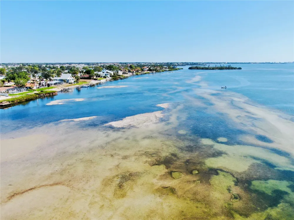 6649 RENSSALAER DRIVE Bradenton, FL 34207