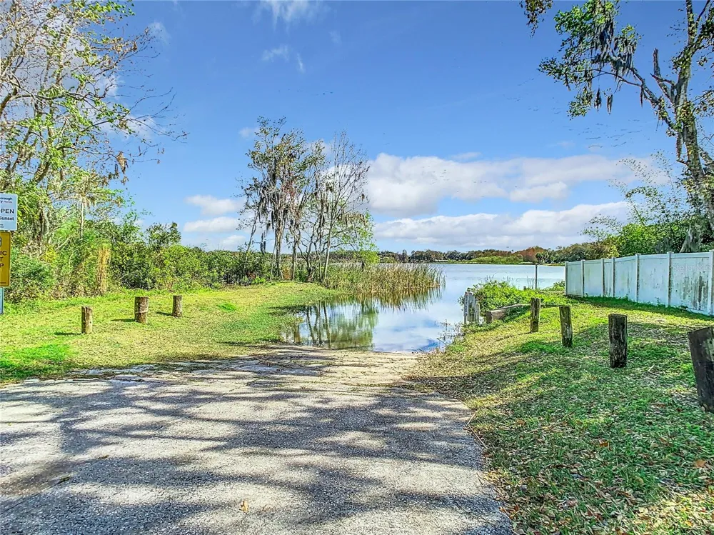 510 TIGHE AVENUE Seffner, FL 33584