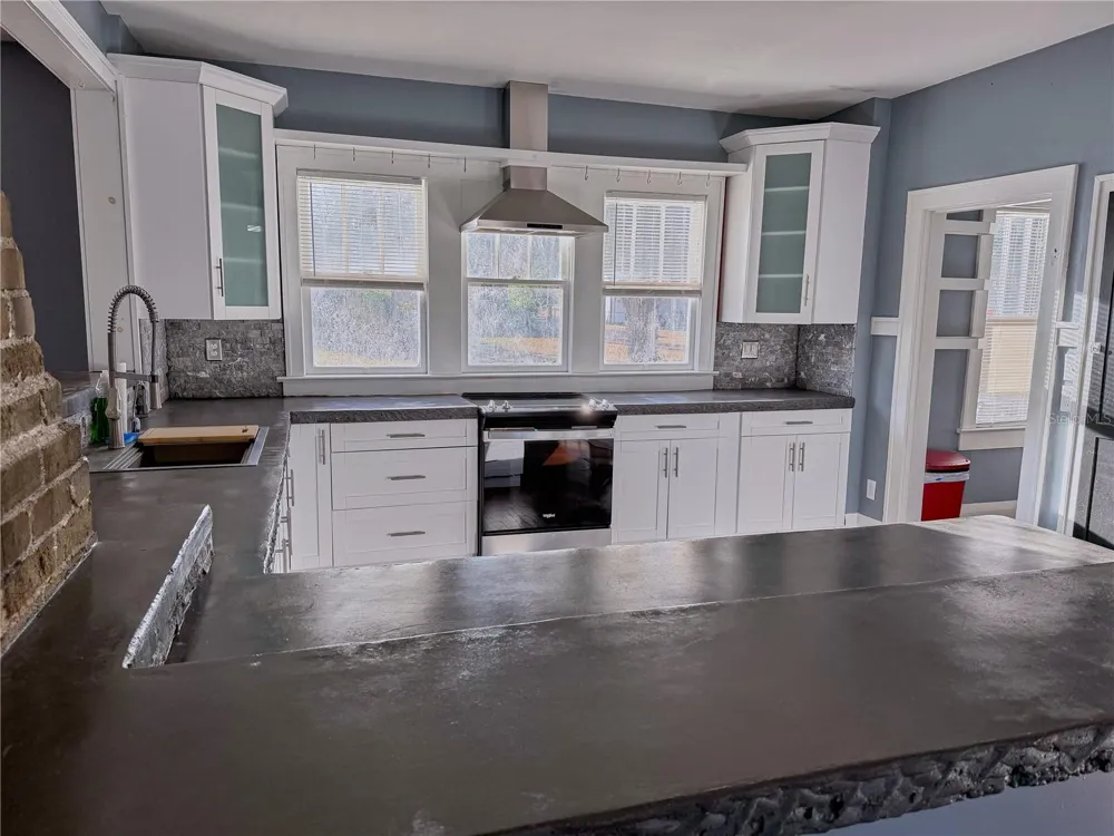 510 TIGHE AVENUE Seffner, FL 33584