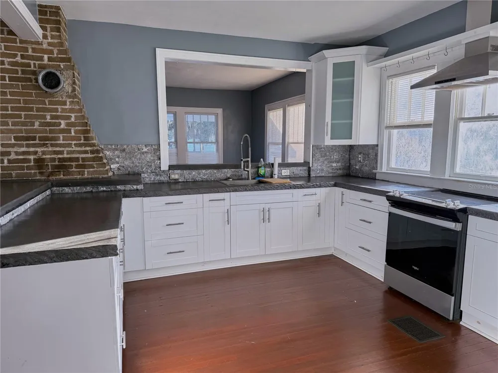 510 TIGHE AVENUE Seffner, FL 33584