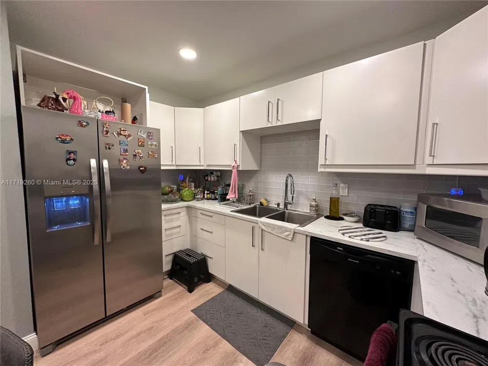 5100 SW 41st St #328 Pembroke Park, FL 33023