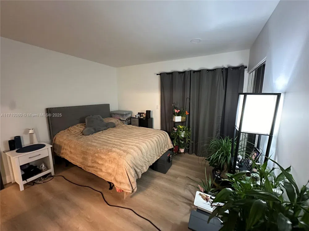 5100 SW 41st St #328 Pembroke Park, FL 33023