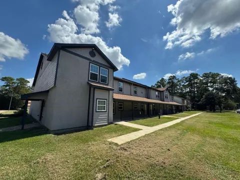 5802 Twisted Pine Court #D