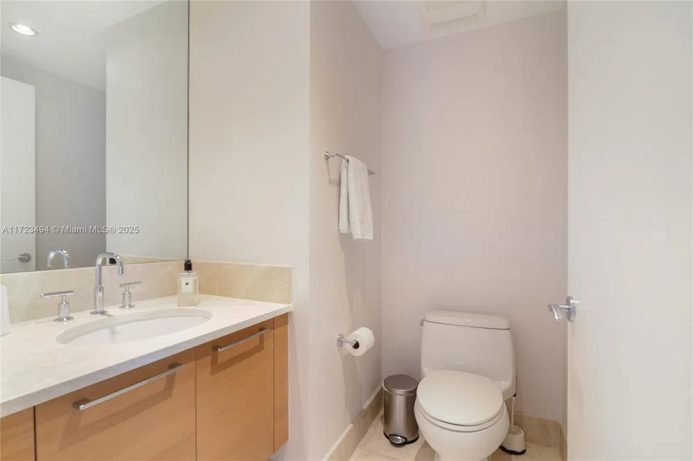 17001 Collins Ave #4101 Sunny Isles Beach, FL 33160