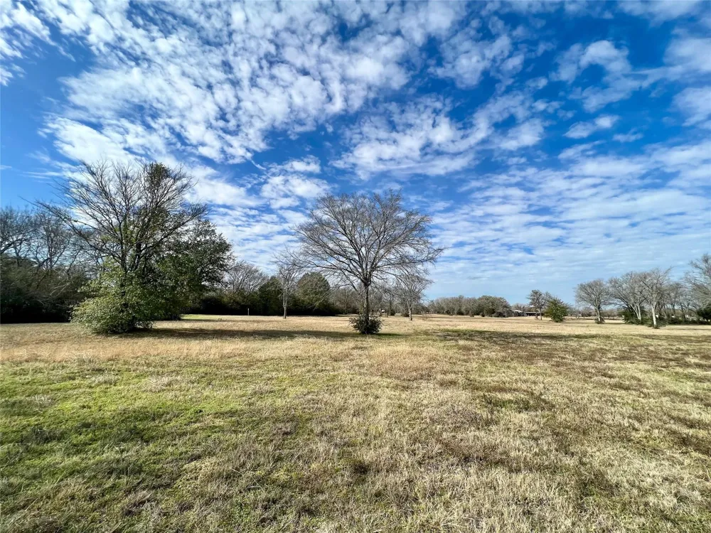 6 Sh 6 S Navasota, TX 77868