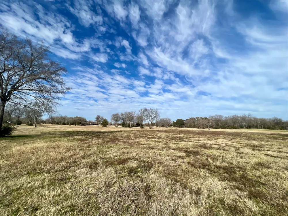 6 Sh 6 S Navasota, TX 77868