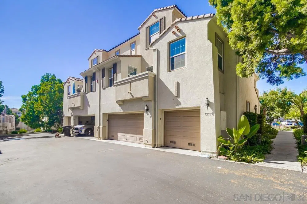 1298 Fools Gold Way #4 Chula Vista, CA 91913