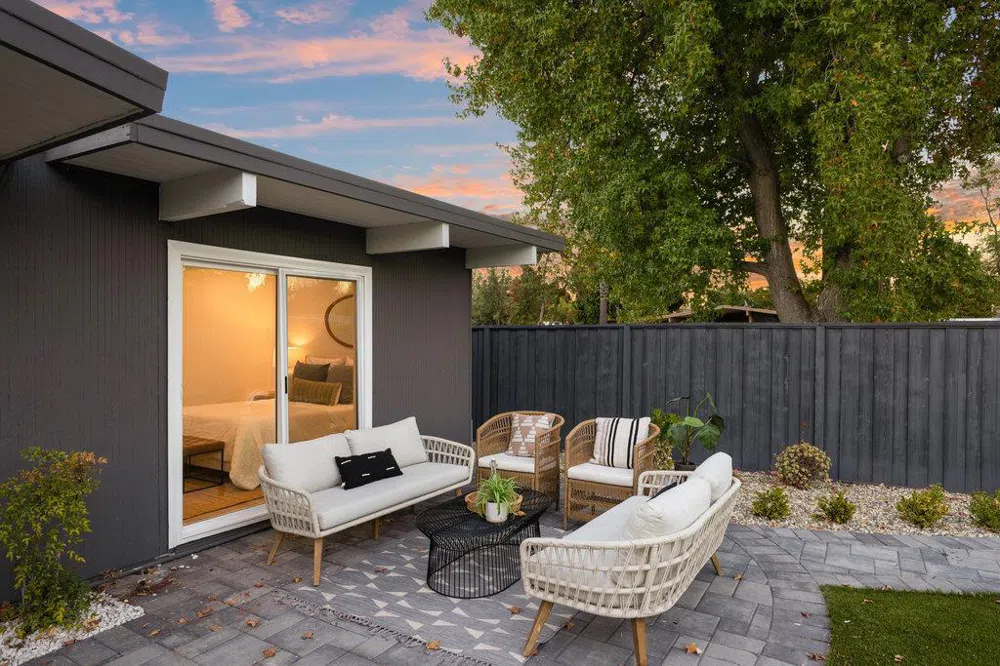 838 Devonshire Way Sunnyvale, CA 94087