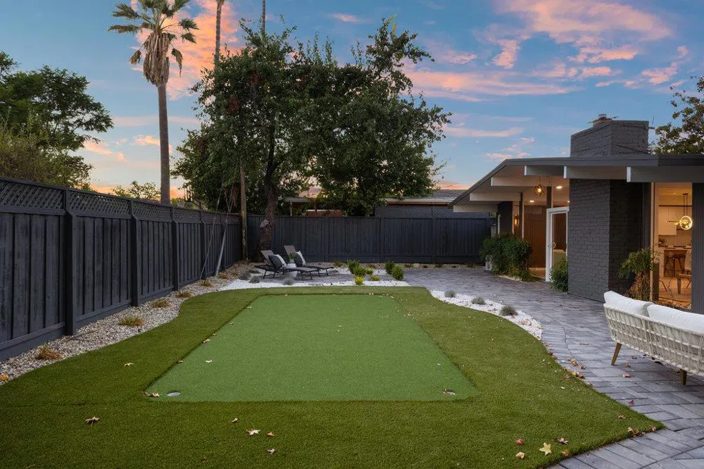 838 Devonshire Way Sunnyvale, CA 94087