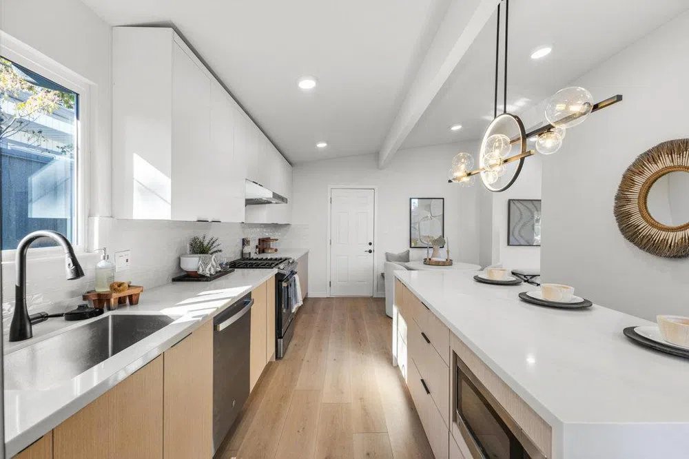 838 Devonshire Way Sunnyvale, CA 94087