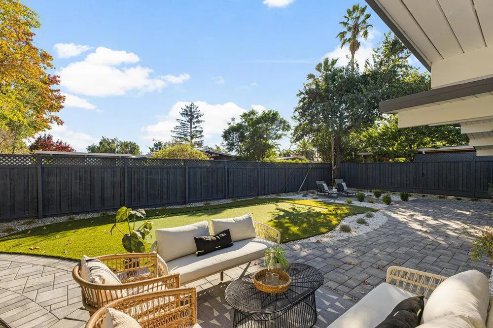 838 Devonshire Way Sunnyvale, CA 94087
