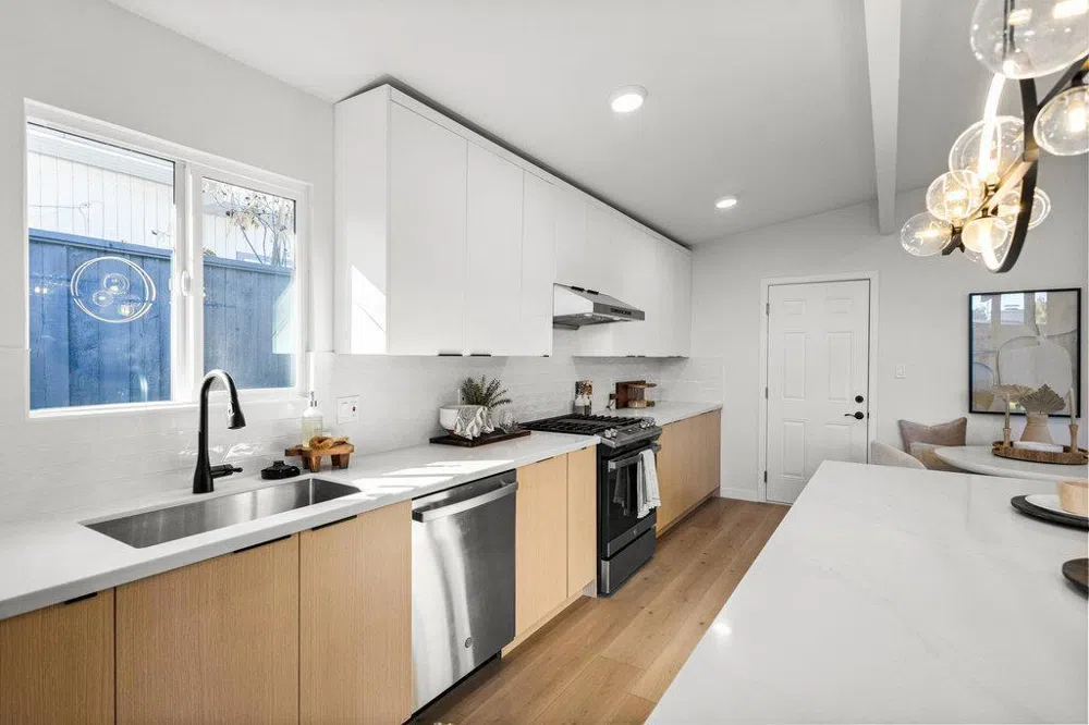 838 Devonshire Way Sunnyvale, CA 94087