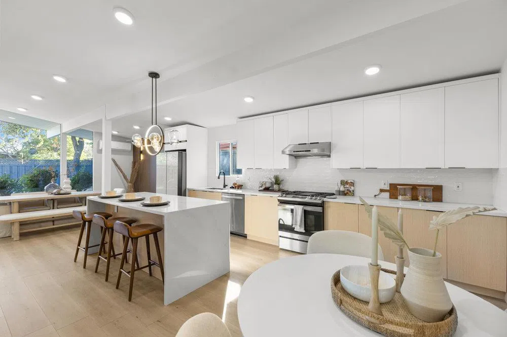 838 Devonshire Way Sunnyvale, CA 94087