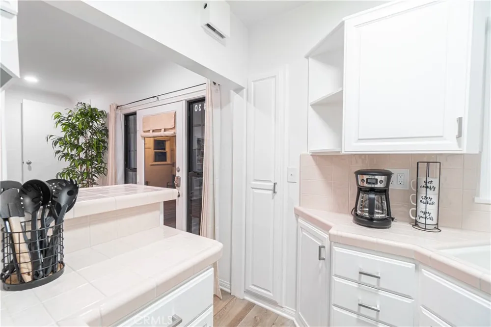 3430 Hermosa Avenue Hermosa Beach, CA 90254