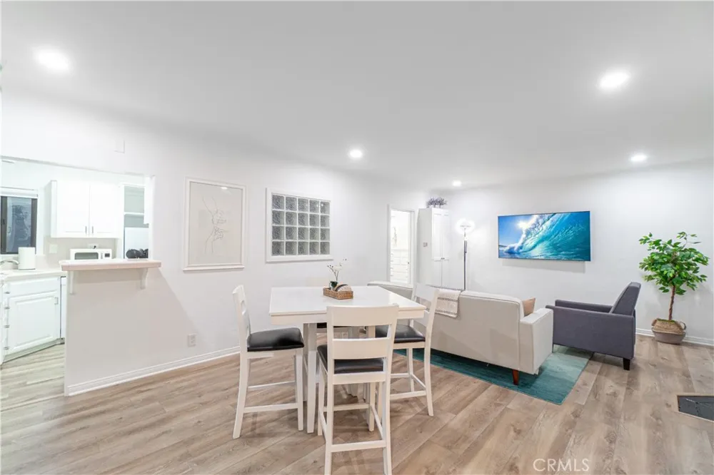 3430 Hermosa Avenue Hermosa Beach, CA 90254