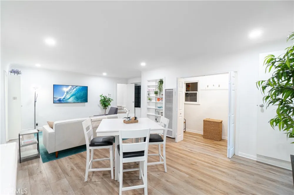 3430 Hermosa Avenue Hermosa Beach, CA 90254