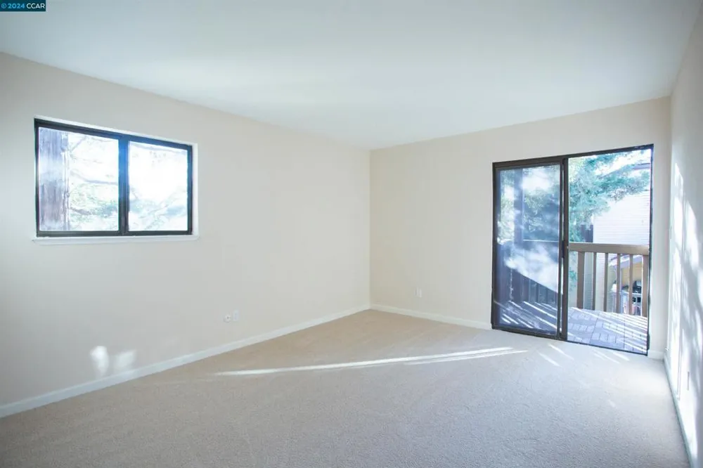 99 Cleaveland Rd Pleasant Hill, CA 94523
