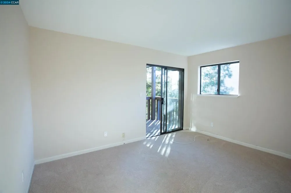 99 Cleaveland Rd Pleasant Hill, CA 94523