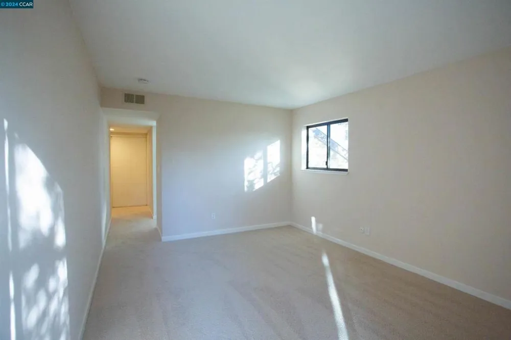 99 Cleaveland Rd Pleasant Hill, CA 94523