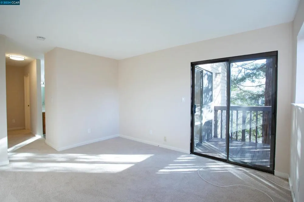 99 Cleaveland Rd Pleasant Hill, CA 94523