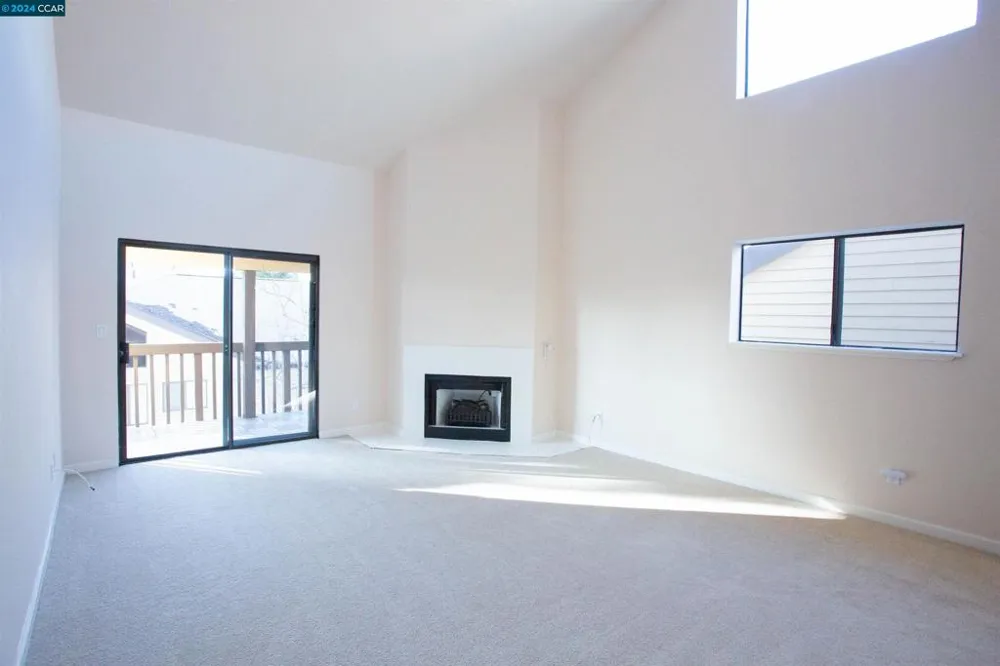 99 Cleaveland Rd Pleasant Hill, CA 94523