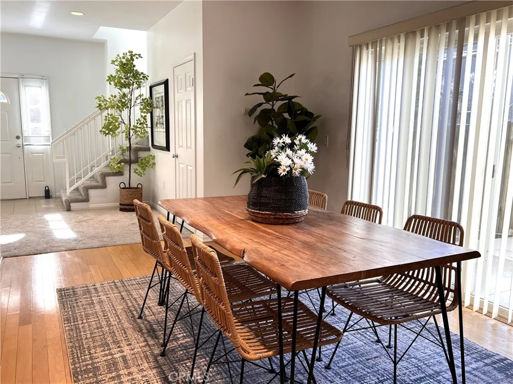 3341 DIVISION Glassell Park, CA 90065