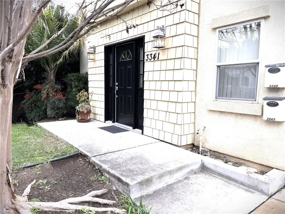 3341 DIVISION Glassell Park, CA 90065