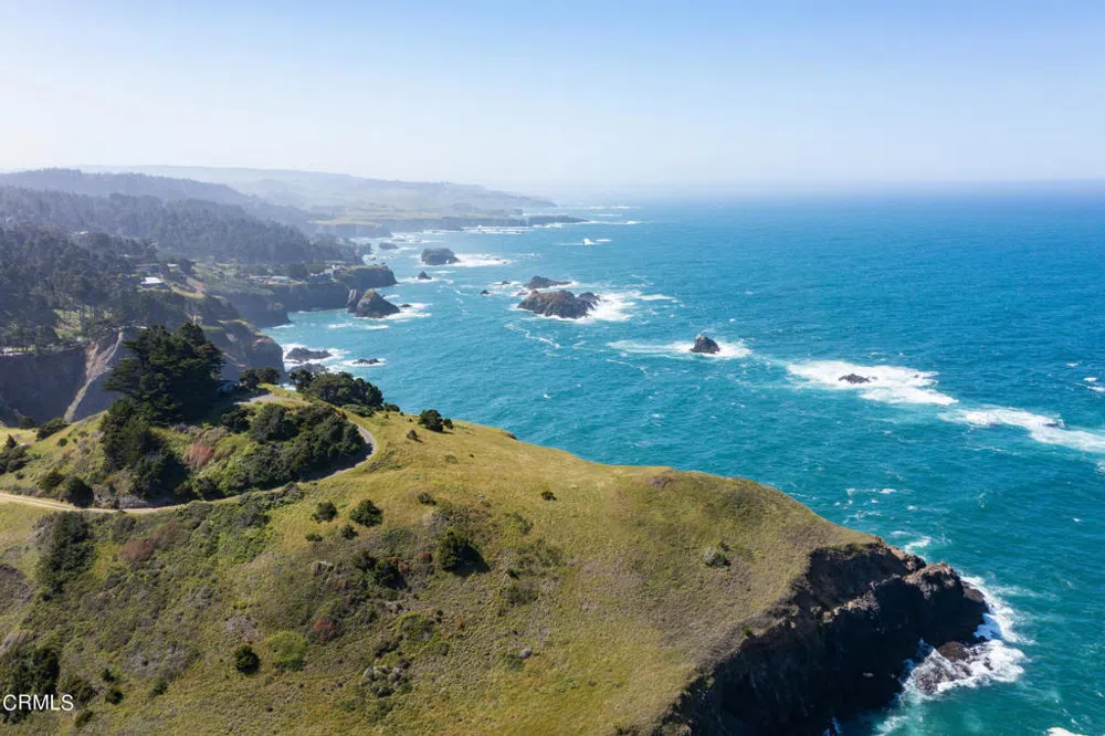 50500 Buckhorn Cove Road E Little River, CA 95456