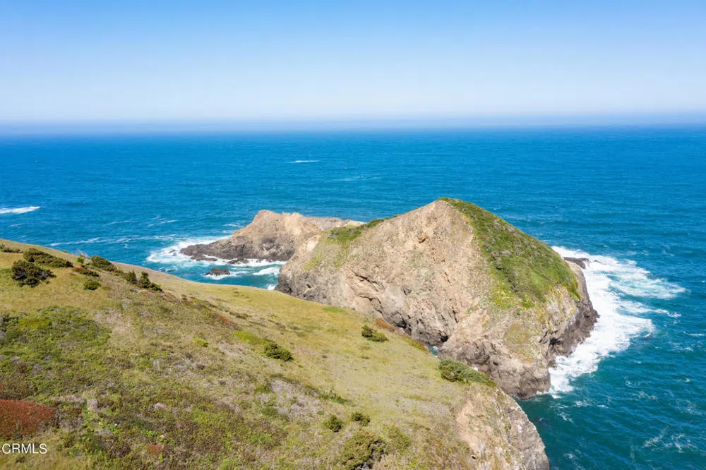 50500 Buckhorn Cove Road E Little River, CA 95456