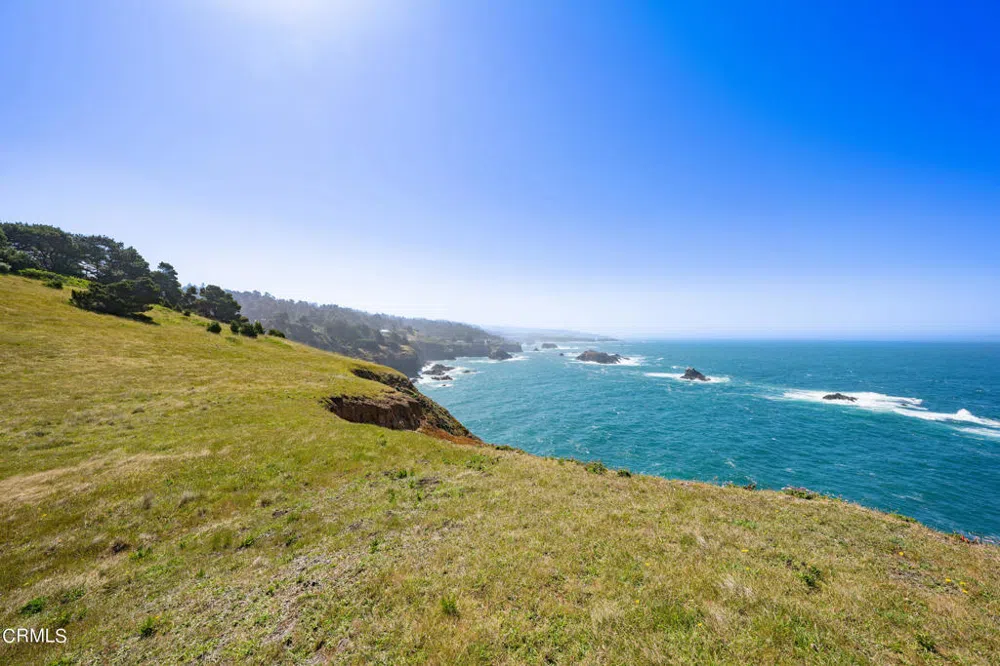 50500 Buckhorn Cove Road E Little River, CA 95456