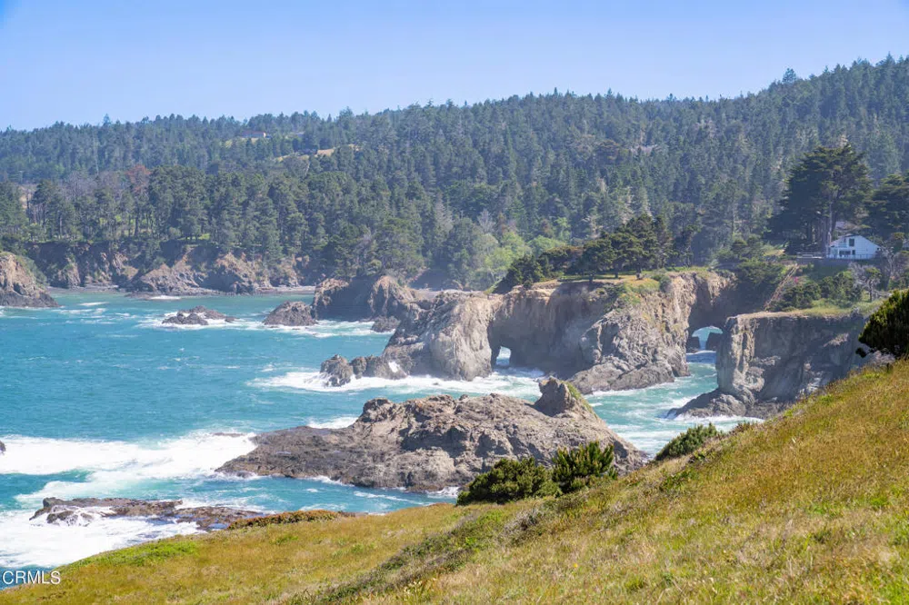 50500 Buckhorn Cove Road E Little River, CA 95456