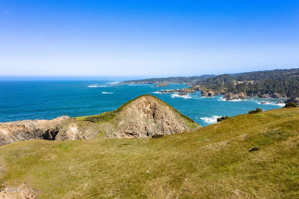 50500 Buckhorn Cove Road E Little River, CA 95456